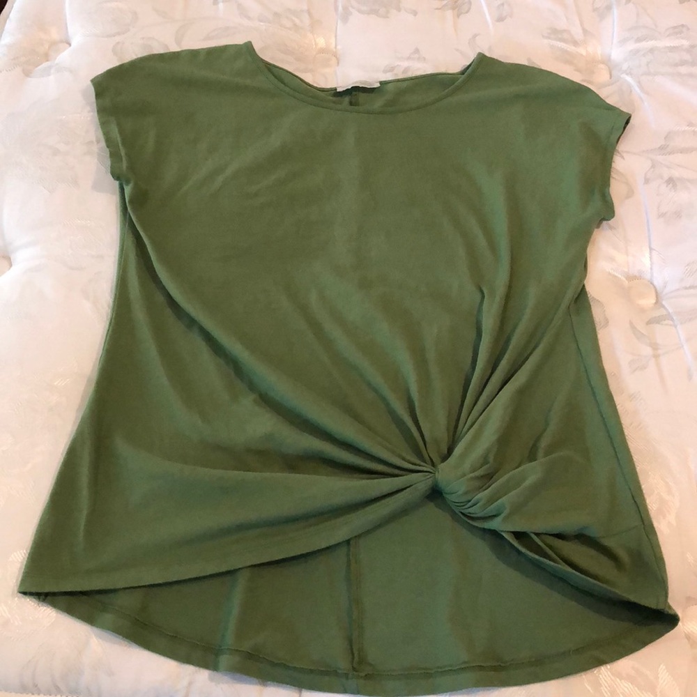 Elegantees size xs green top